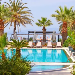 3* Hotel Moyo Luxury &